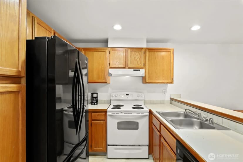Property photo for 22810 30th Avenue S #b302, Des Moines photo 8