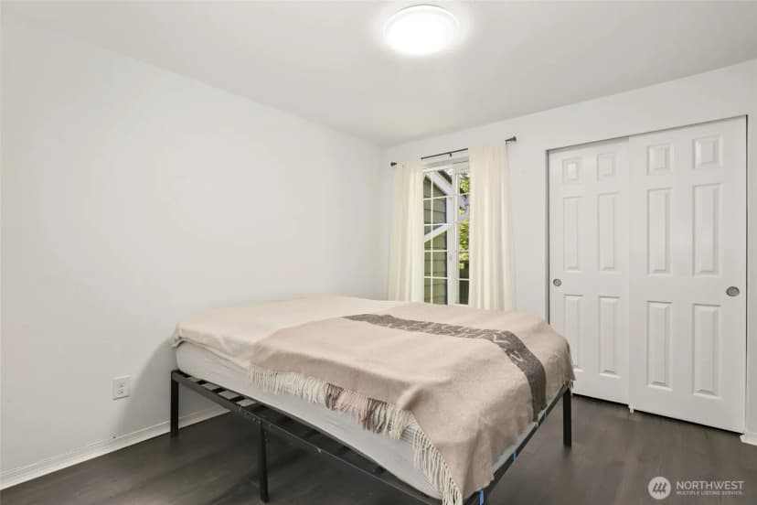 Property photo for 22810 30th Avenue S #b302, Des Moines photo 13