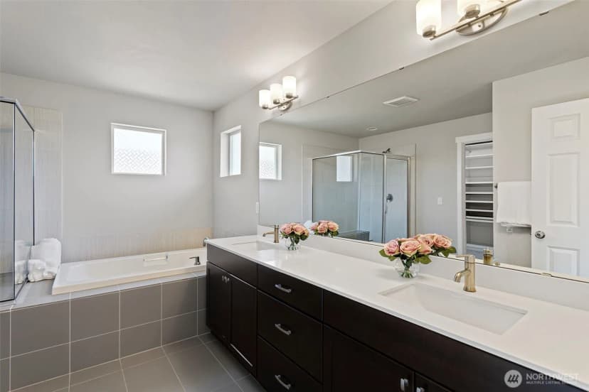 Property photo for 17913 38th Drive #20, Bothell photo 22
