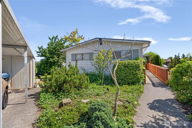 Property photo for 3 Meander Way, Aberdeen photo 2