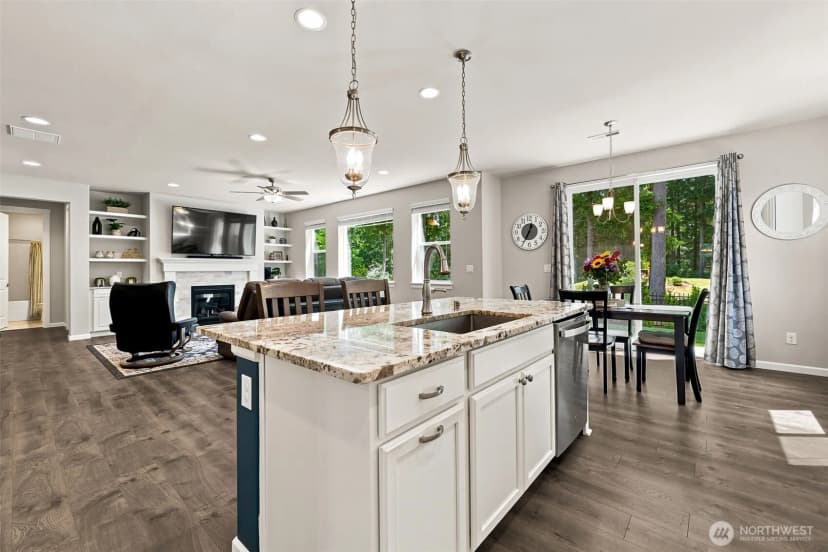 Property photo for 9339 Balata Court Ne, Lacey photo 13