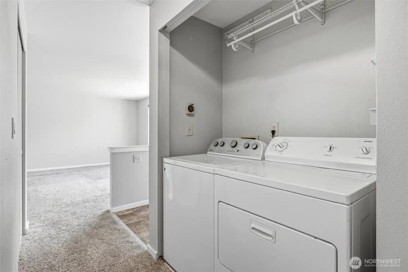 Property photo for 1215 E Gilkey Road, Burlington photo 13