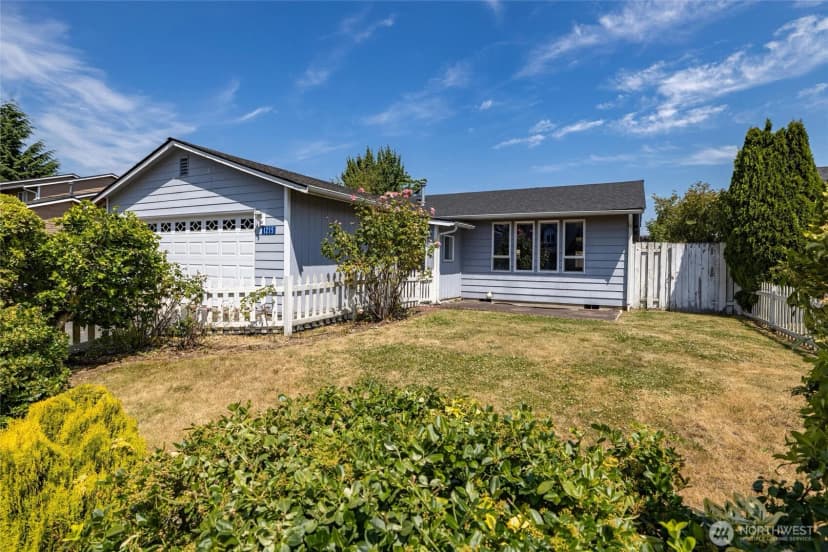 Property photo for 1215 E Gilkey Road, Burlington photo 4