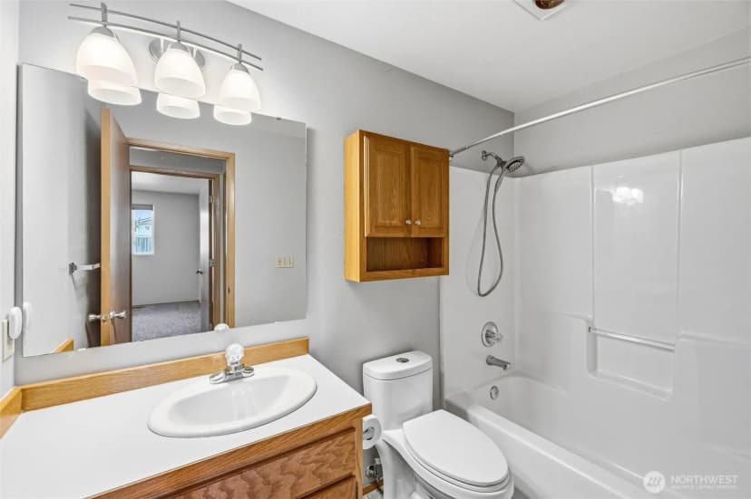 Property photo for 1215 E Gilkey Road, Burlington photo 14