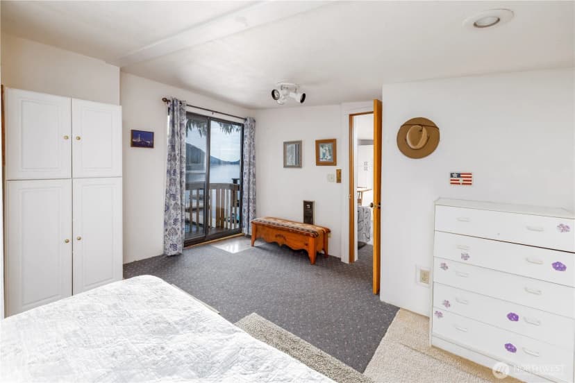 Property photo for 35030 North Shore Drive, Mount Vernon photo 9