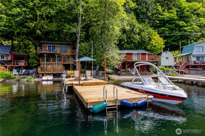 Property photo for 35030 North Shore Drive, Mount Vernon