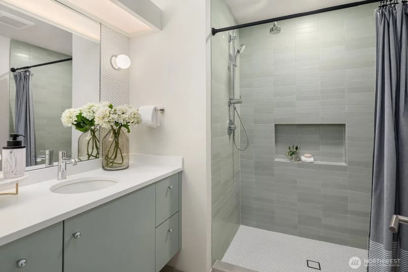 Property photo for 6750 W Mercer Way, Mercer Island photo 33