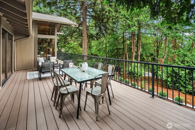 Property photo for 6750 W Mercer Way, Mercer Island photo 10