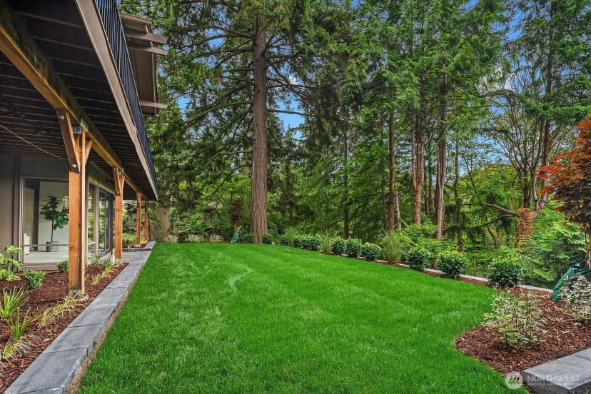 Property photo for 6750 W Mercer Way, Mercer Island photo 38