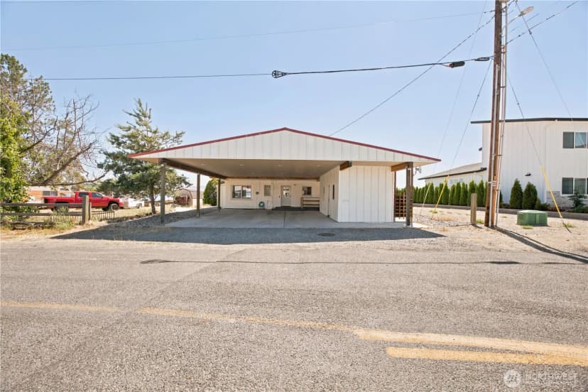 Property photo for 622 S 1st Street, Brewster photo 22
