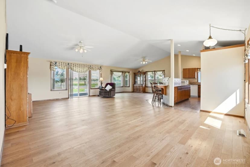 Property photo for 15180 Cottonwood Canyon Road, Yakima photo 6