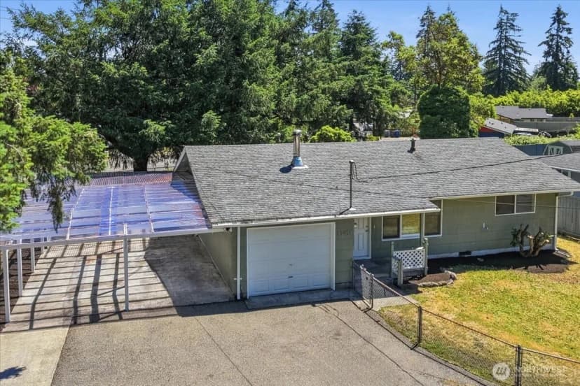 Property photo for 11407 Farwest Drive Sw, Lakewood photo 2
