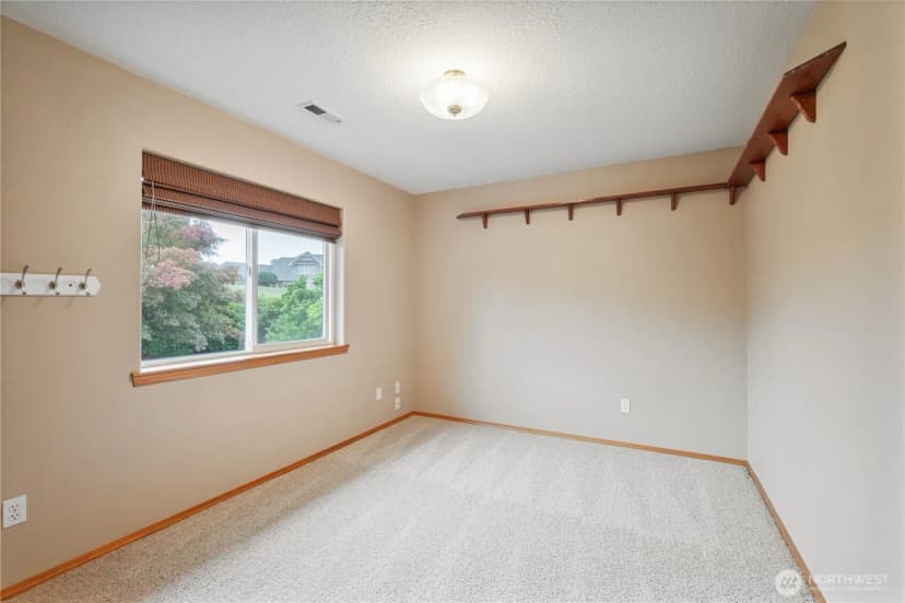 Property photo for 38 View Ridge Circle, Longview photo 23