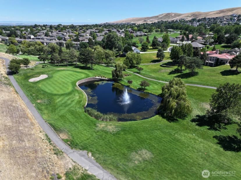 Property photo for 3710 W Canyon Lakes Drive #d102, Kennewick photo 5