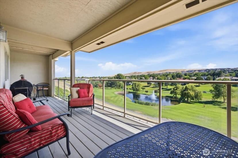 Property photo for 3710 W Canyon Lakes Drive #d102, Kennewick photo 4