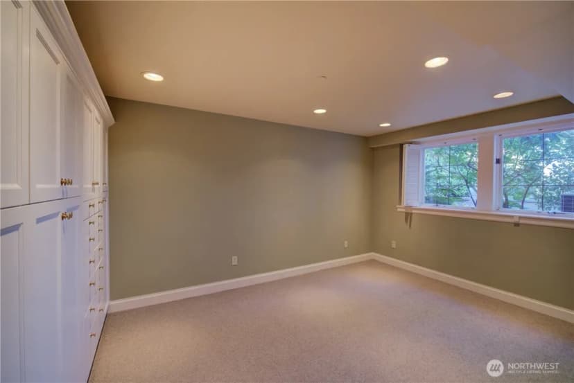 Property photo for 3608 Evergreen Point Road, Medina photo 24