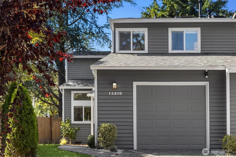 Property photo for 13216 Ne 139th Place, Kirkland