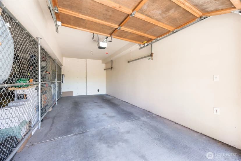 Property photo for 3540 Lake Washington Boulevard Se #210, Bellevue photo 20