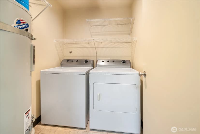 Property photo for 3540 Lake Washington Boulevard Se #210, Bellevue photo 19