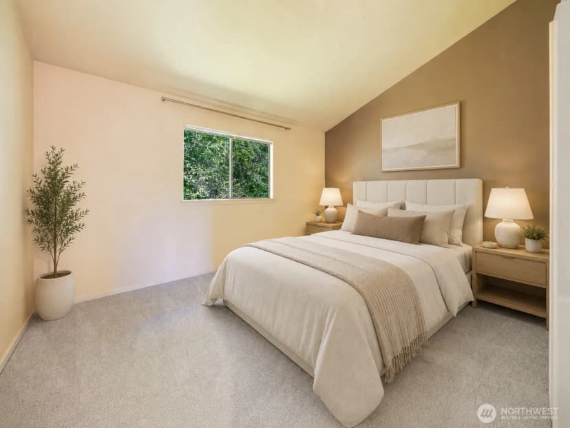 Property photo for 3540 Lake Washington Boulevard Se #210, Bellevue photo 8
