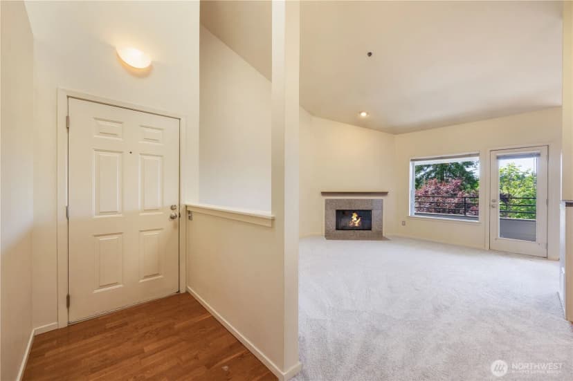 Property photo for 3540 Lake Washington Boulevard Se #210, Bellevue photo 15
