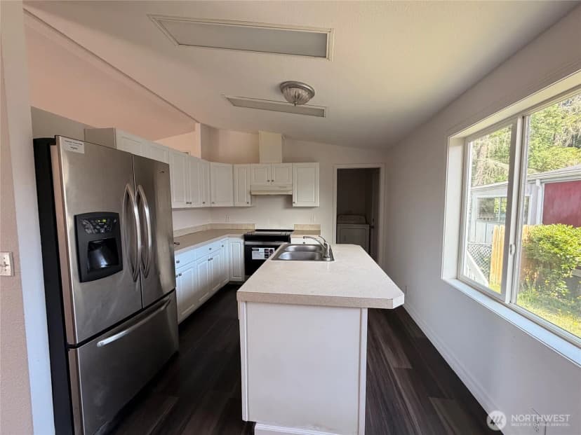Property photo for 201 W Oakview Avenue #24, Centralia photo 6