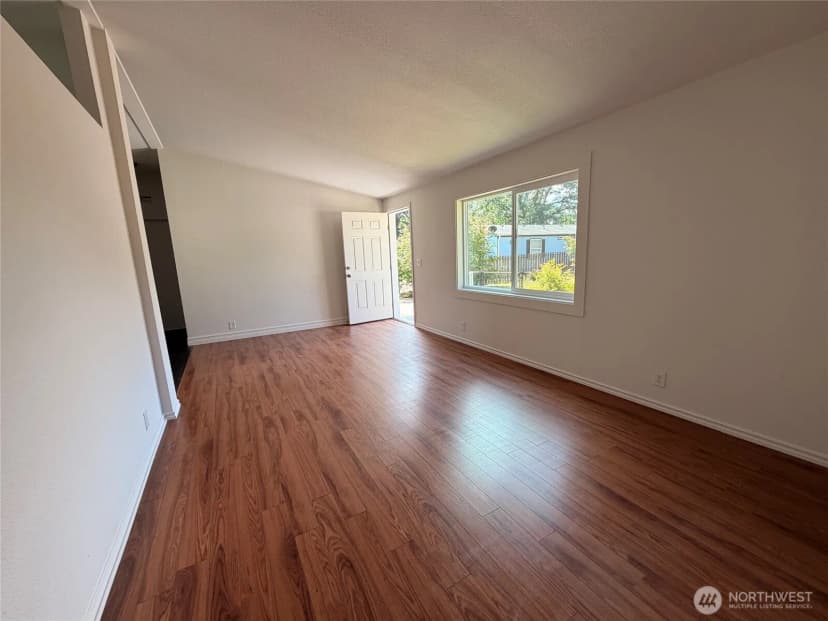 Property photo for 201 W Oakview Avenue #24, Centralia photo 9