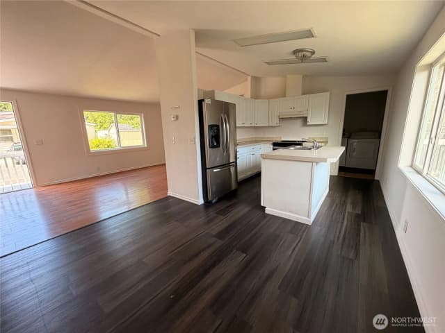 Property photo for 201 W Oakview Avenue #24, Centralia photo 5