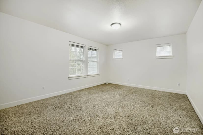 Property photo for 3840 Cameron Drive Ne, Lacey photo 21