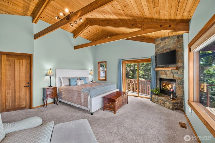 Property photo for 14122 Ervine Road, Anacortes photo 18