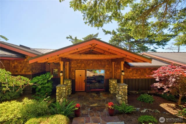 Property photo for 14122 Ervine Road, Anacortes photo 3