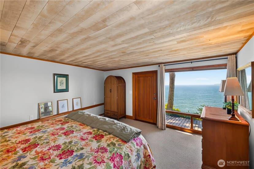 Property photo for 14122 Ervine Road, Anacortes photo 24