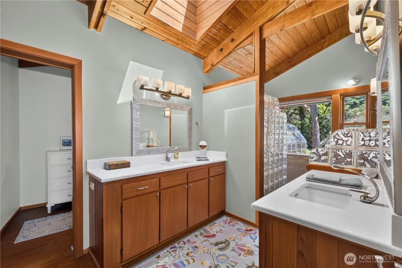 Property photo for 14122 Ervine Road, Anacortes photo 20