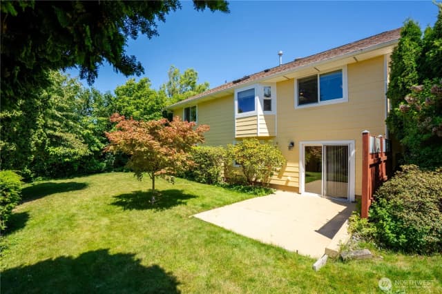 Property photo for 8555 Bender Road, Lynden