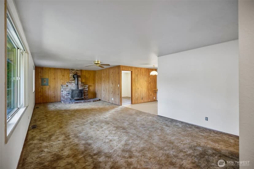 Property photo for 10520 20th Street Se, Lake Stevens photo 3