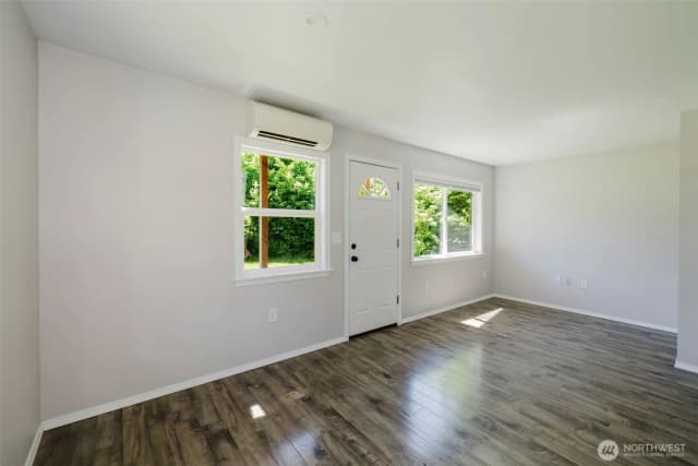 Property photo for 1470 Starlet Lane, Port Orchard photo 2