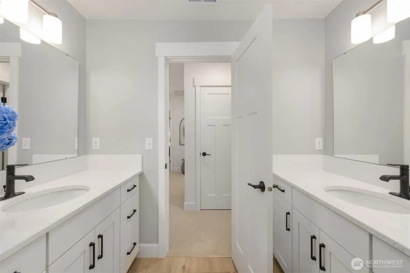 Property photo for 16761 Ne Sanwick Place, Bainbridge Island photo 28