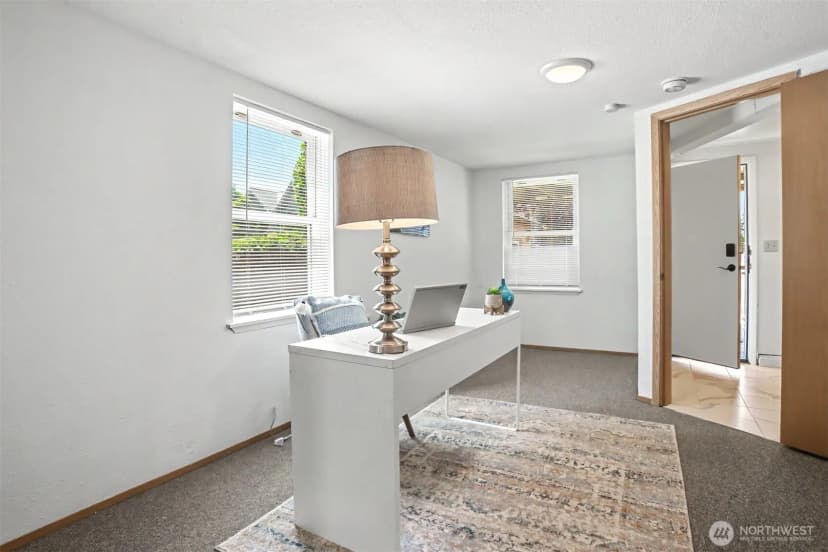Property photo for 4317 Phinney Avenue N, Seattle photo 21