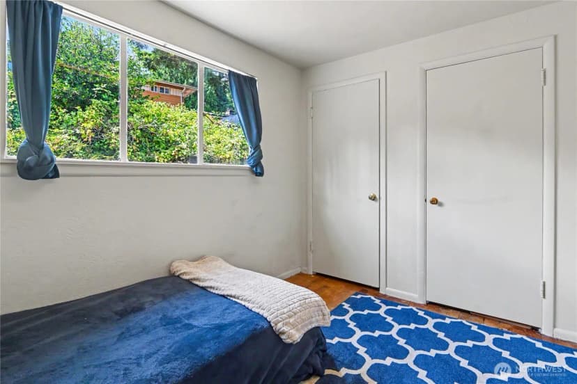 Property photo for 5669 Kitsap Way, Bremerton photo 16