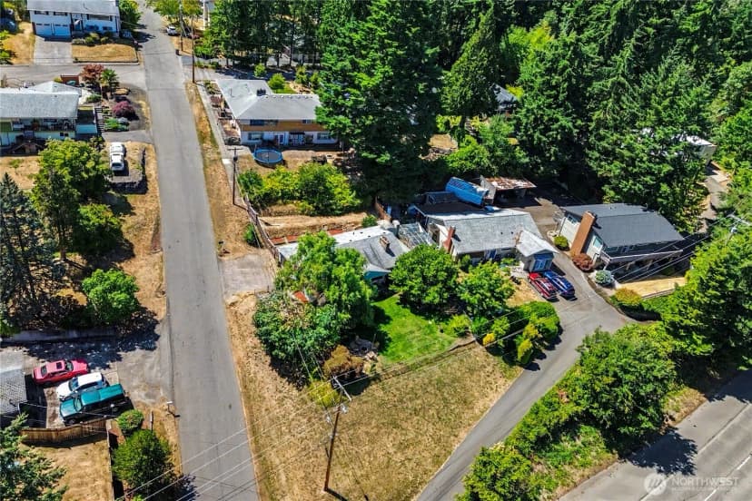 Property photo for 5669 Kitsap Way, Bremerton photo 30