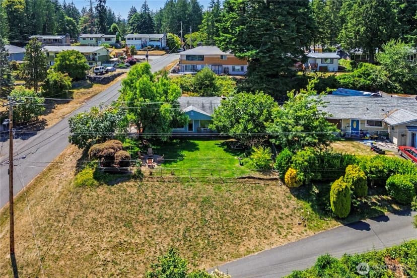 Property photo for 5669 Kitsap Way, Bremerton photo 32