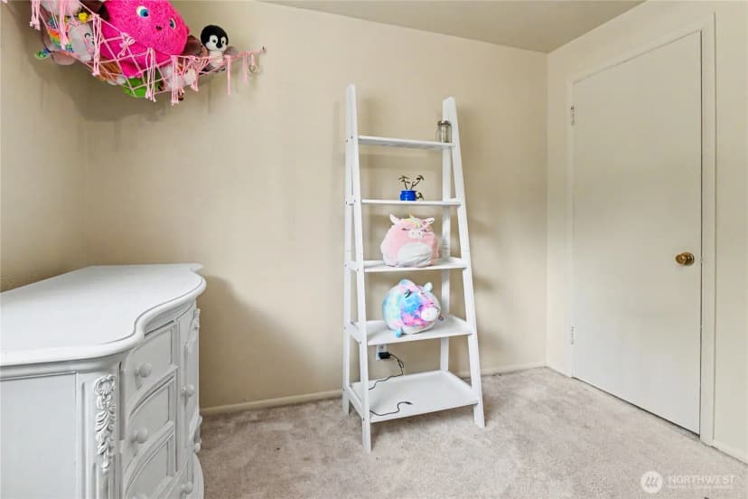 Property photo for 5669 Kitsap Way, Bremerton photo 19