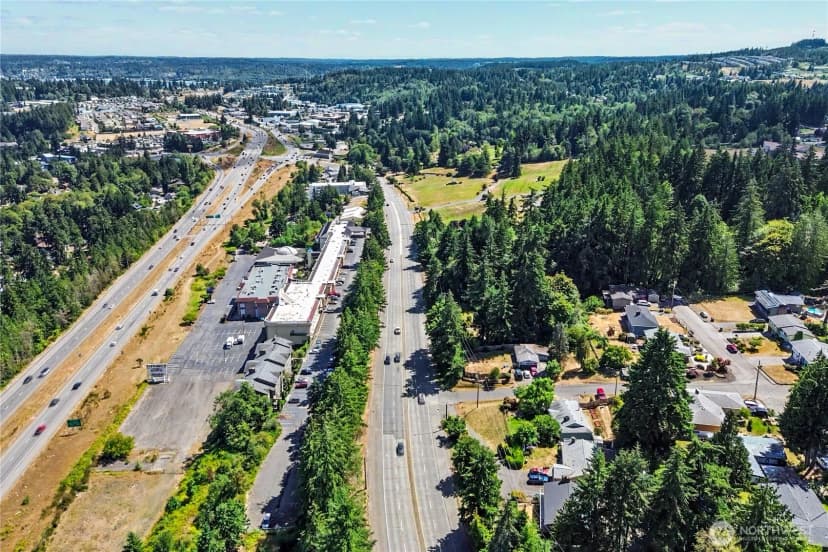 Property photo for 5669 Kitsap Way, Bremerton photo 36