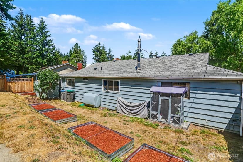 Property photo for 5669 Kitsap Way, Bremerton photo 27
