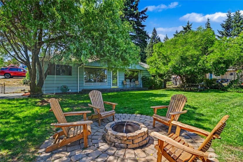 Property photo for 5669 Kitsap Way, Bremerton photo 2