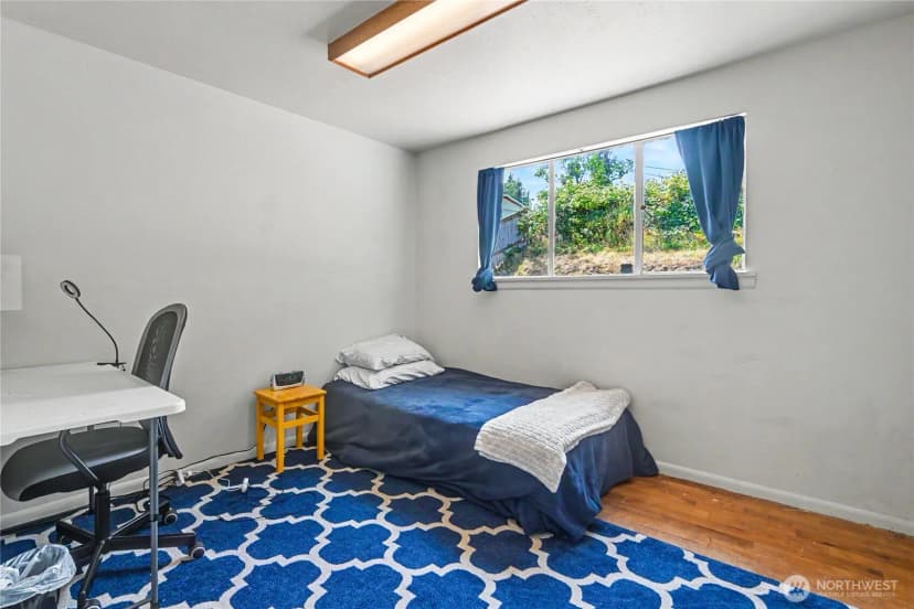 Property photo for 5669 Kitsap Way, Bremerton photo 15