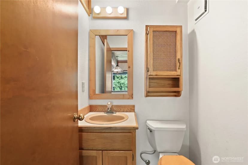 Property photo for 5122 166th Avenue Ct E, Lake Tapps photo 18