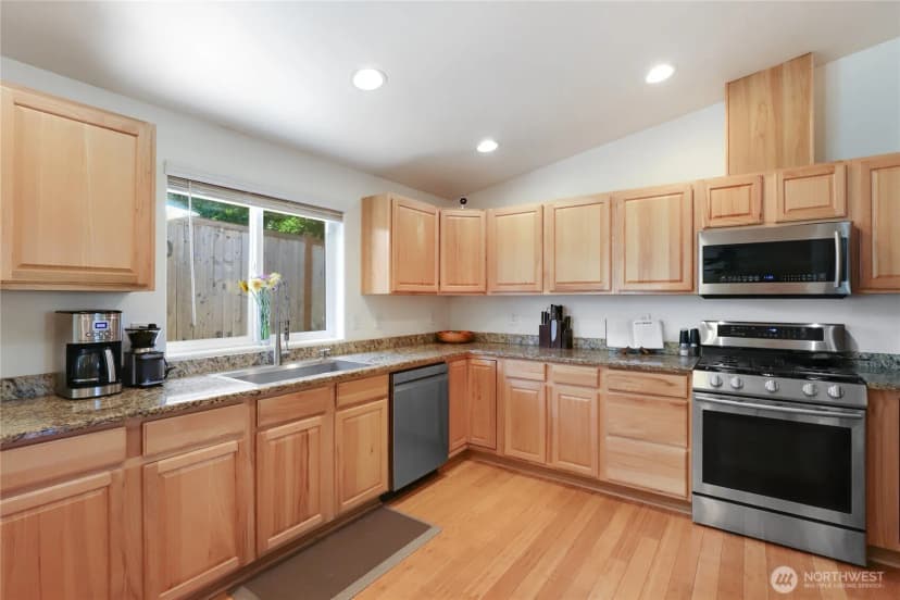 Property photo for 2028 Nw Misty Ridge Lane, Silverdale photo 6