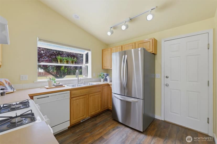 Property photo for 5220 77th Street W ##8, Lakewood photo 15