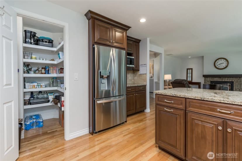 Property photo for 29938 200th Court Se, Kent photo 12